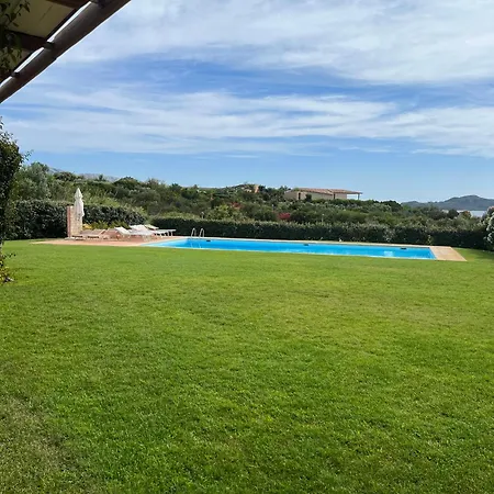 Porto Coda Cavallo Salina Bamba Capo Coda Cavallo Buitenkant foto