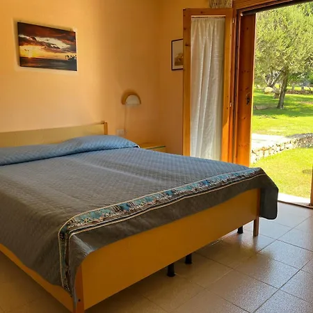 Porto Coda Cavallo Salina Bamba Capo Coda Cavallo Buitenkant foto