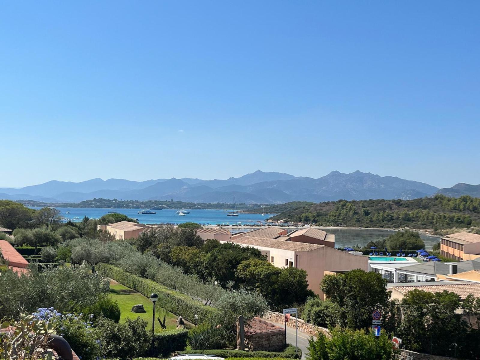 Porto Coda Cavallo Salina Bamba Apart-hotel 5*
